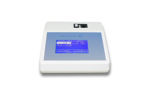 Photometer 680 with discrete filters